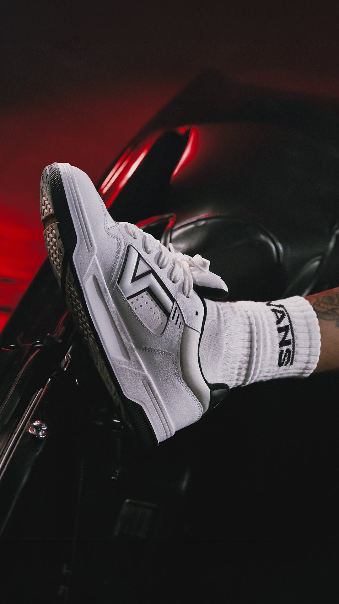 陨石色 雨滴 极简灰 低帮 系带 皮革  - VALI鞋履AI设计主图