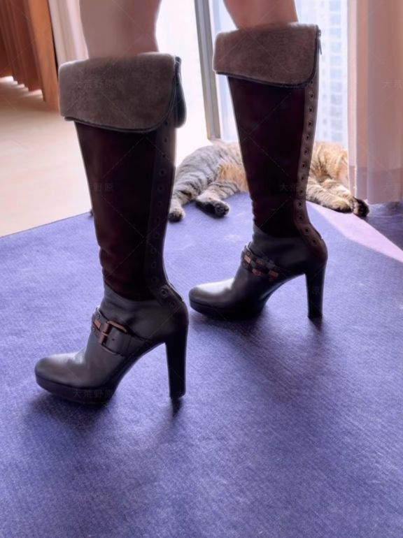 高跟 细跟 黑莓甜酒 软糖色 越橘色 皮革 