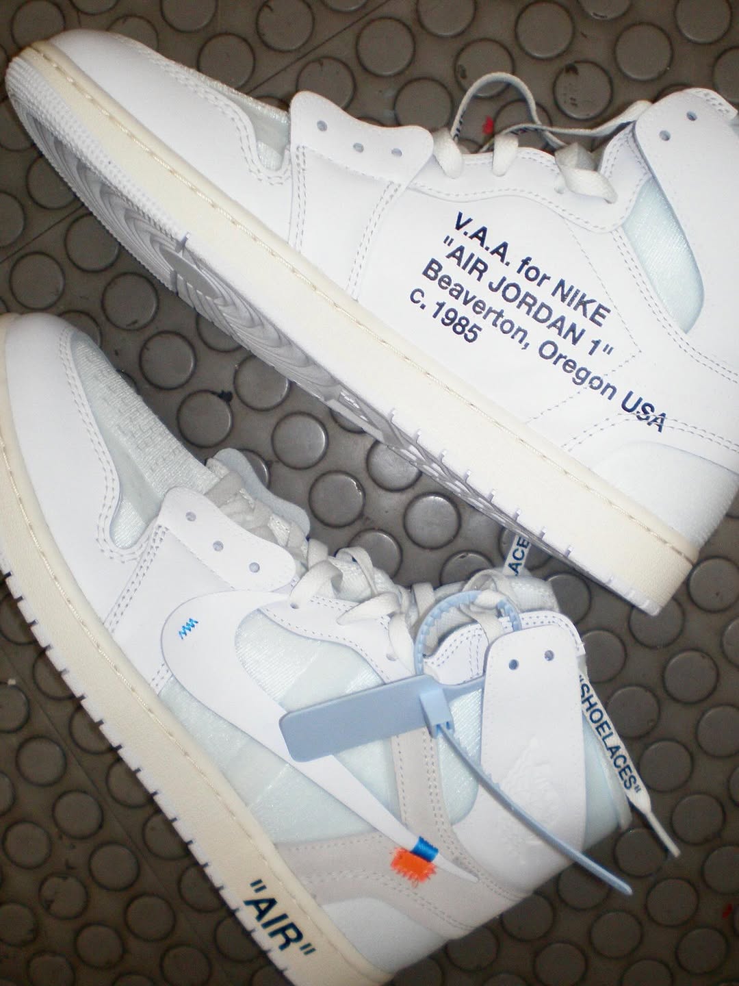 古裙衬 北方雾滴 微蓝 中帮 系带 皮革  - VALI鞋履AI设计主图