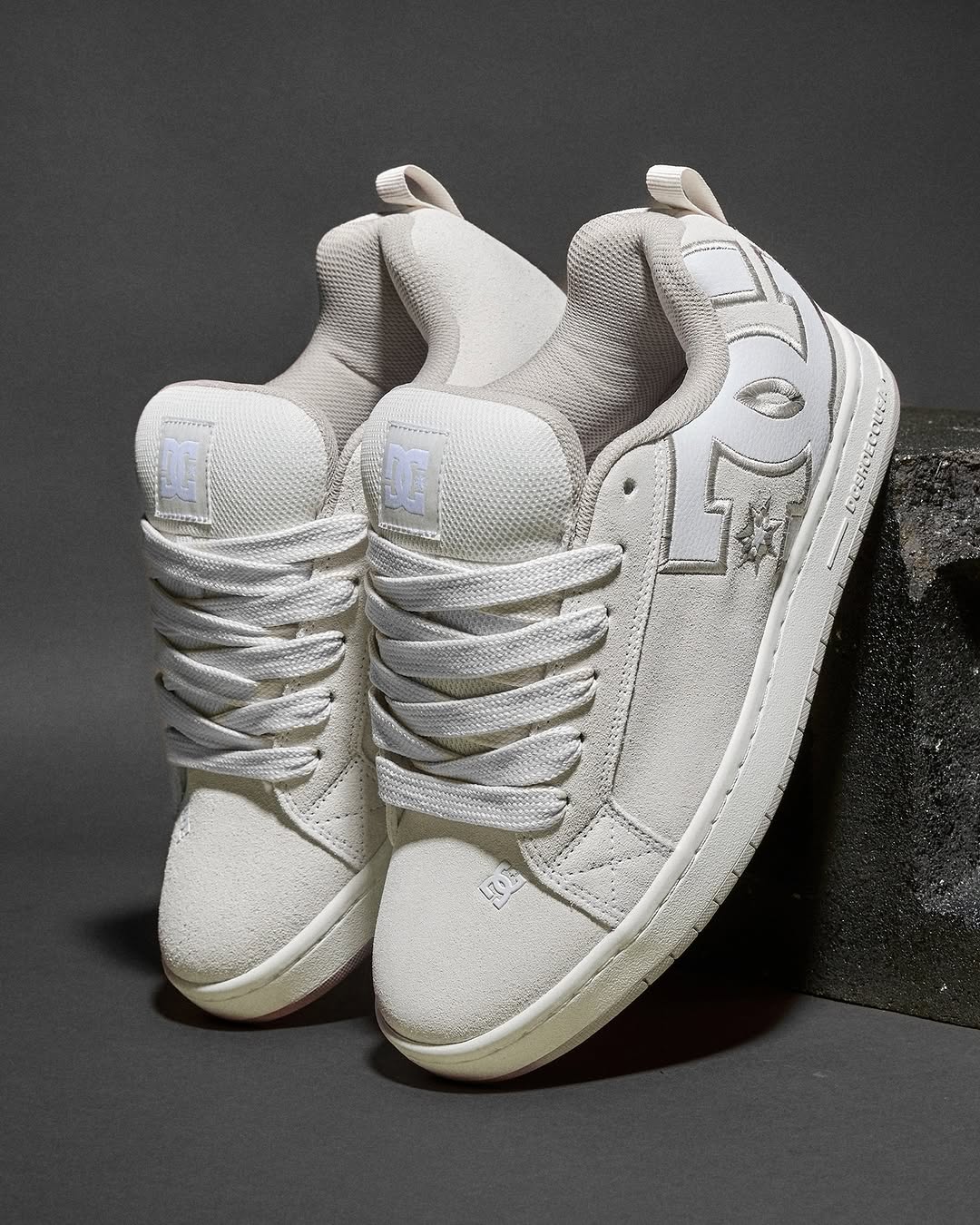 白云母 描绘灰 深洞 低帮 系带 皮革  - VALI鞋履AI设计主图