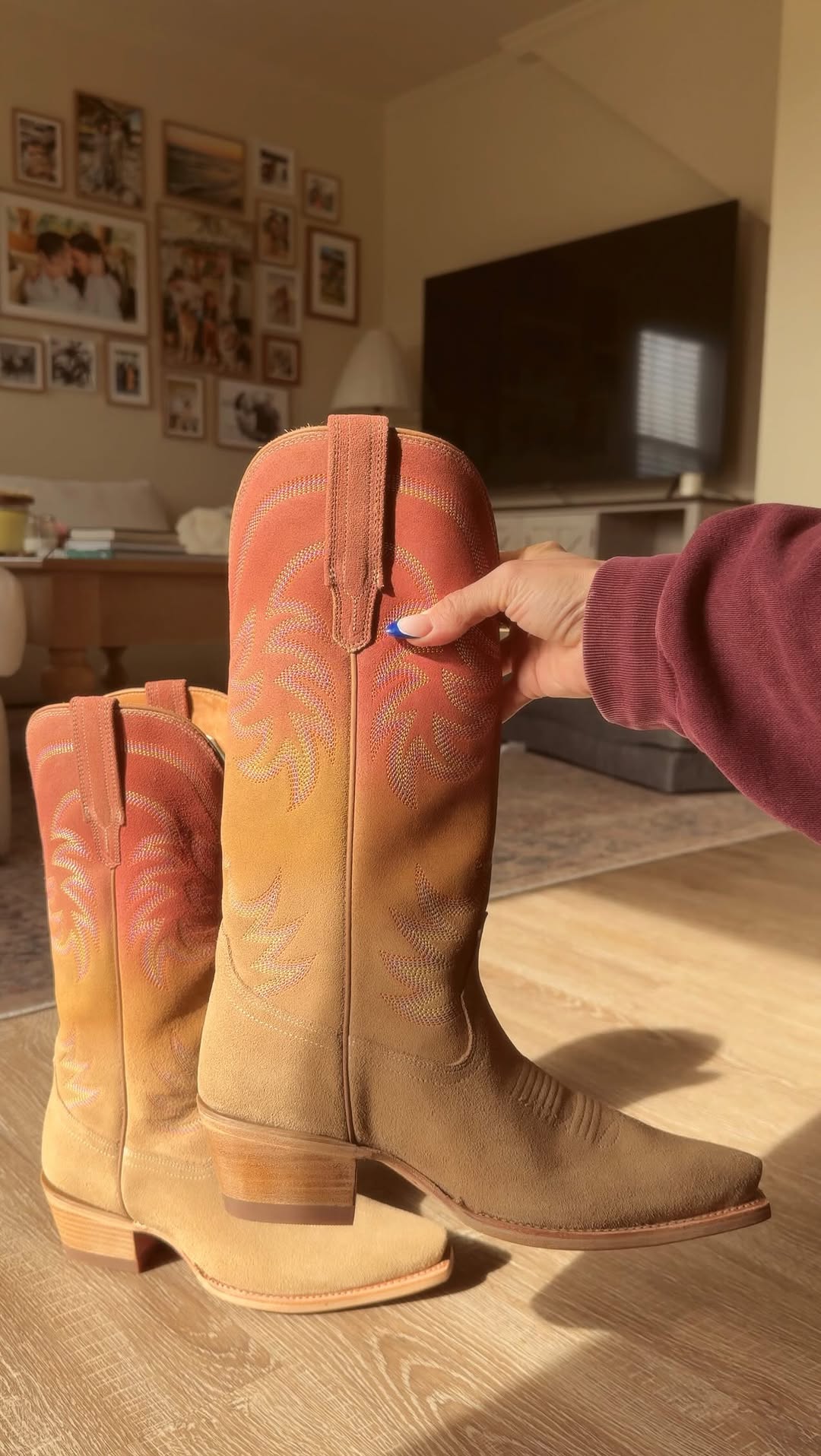 低跟 粗跟 陶土色 白兰地布朗 五子雀 皮革  - VALI鞋履AI设计主图