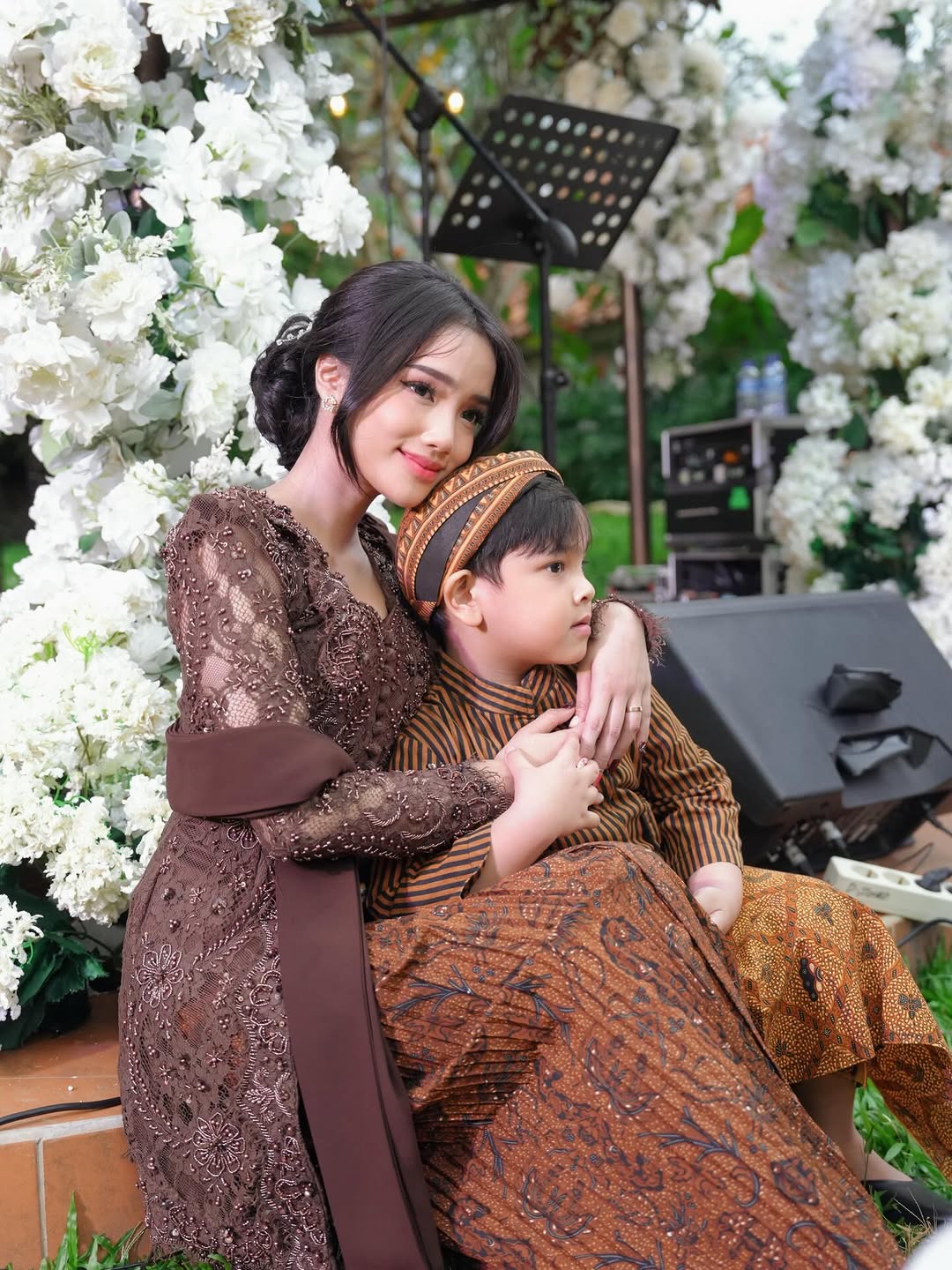 A型 满印&循环 印花 深红杉色 土褐色 摩卡米色  - VALI鞋履AI设计主图