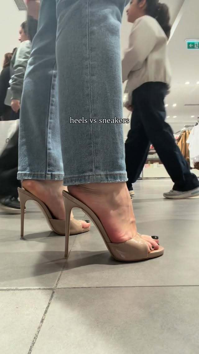 沃土 土褐色 玻璃瓶色 无帮 皮革 