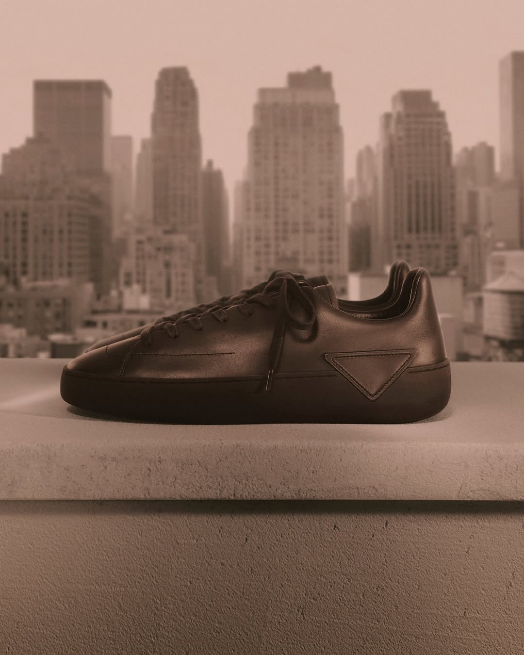 咖啡褐色 沃土 玻璃瓶色 低帮 系带 皮革  - VALI鞋履AI设计主图