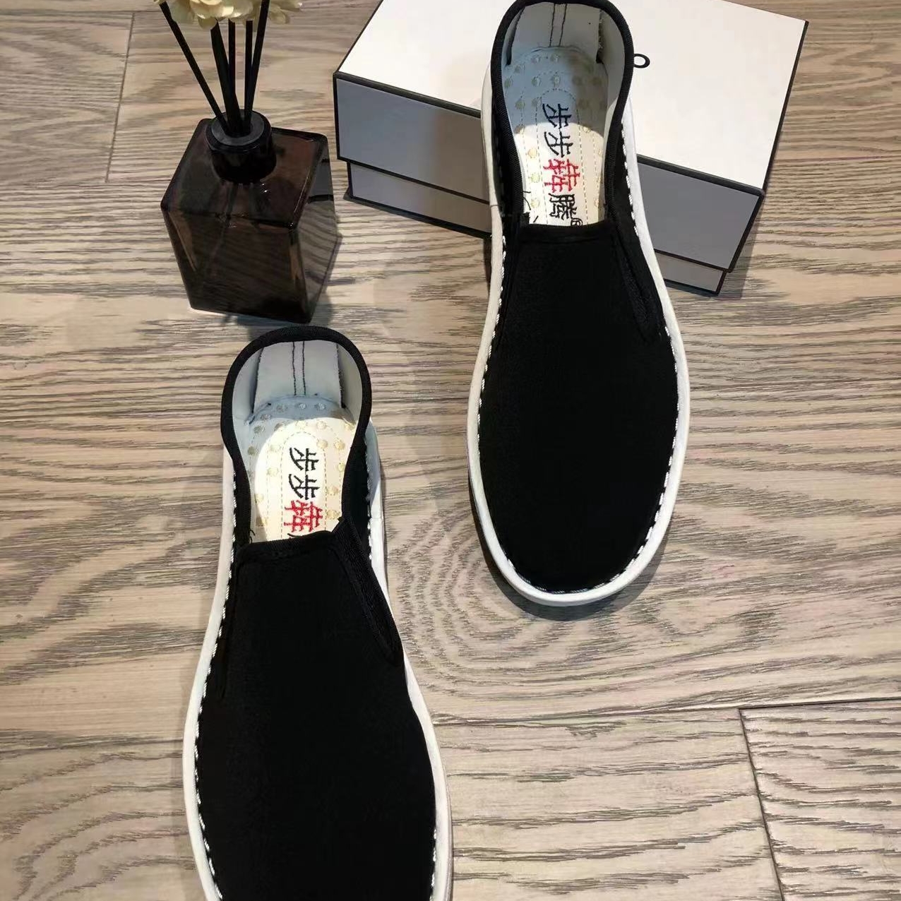 精品老布鞋加厚千层布老北京工艺布鞋男鞋软底懒人鞋重工刺绣987主图