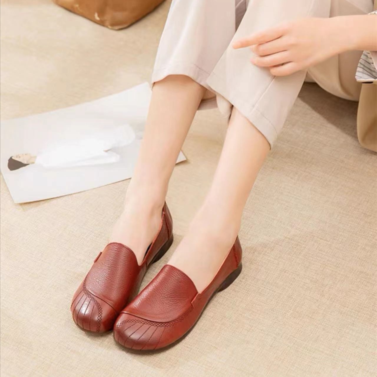 头层牛皮舒适妈妈单鞋2023春季牛津软底复古女鞋防滑套脚鞋主图