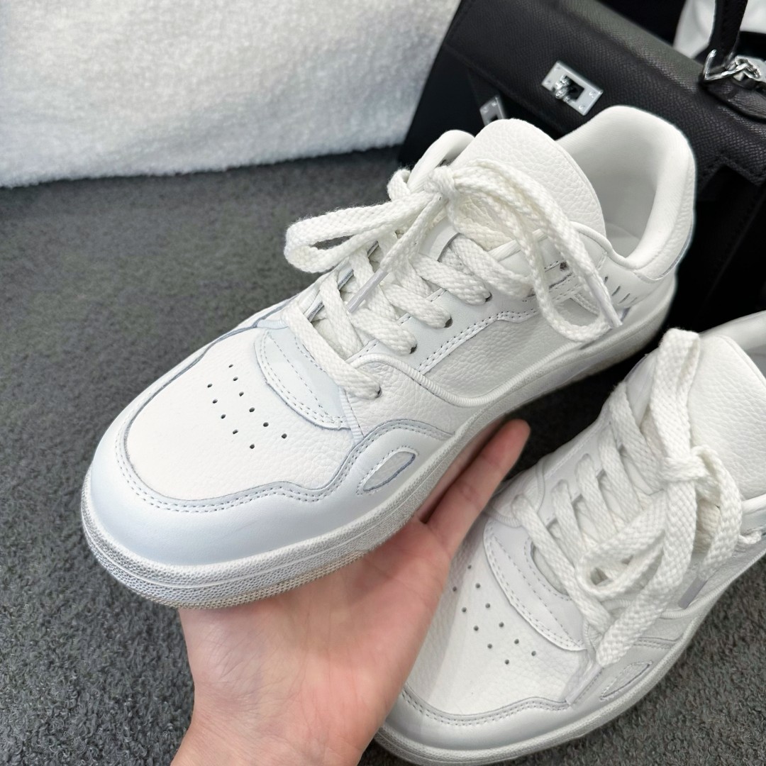   LY/月月不吃鱼  100分的单品王 小白鞋 2302A139主图