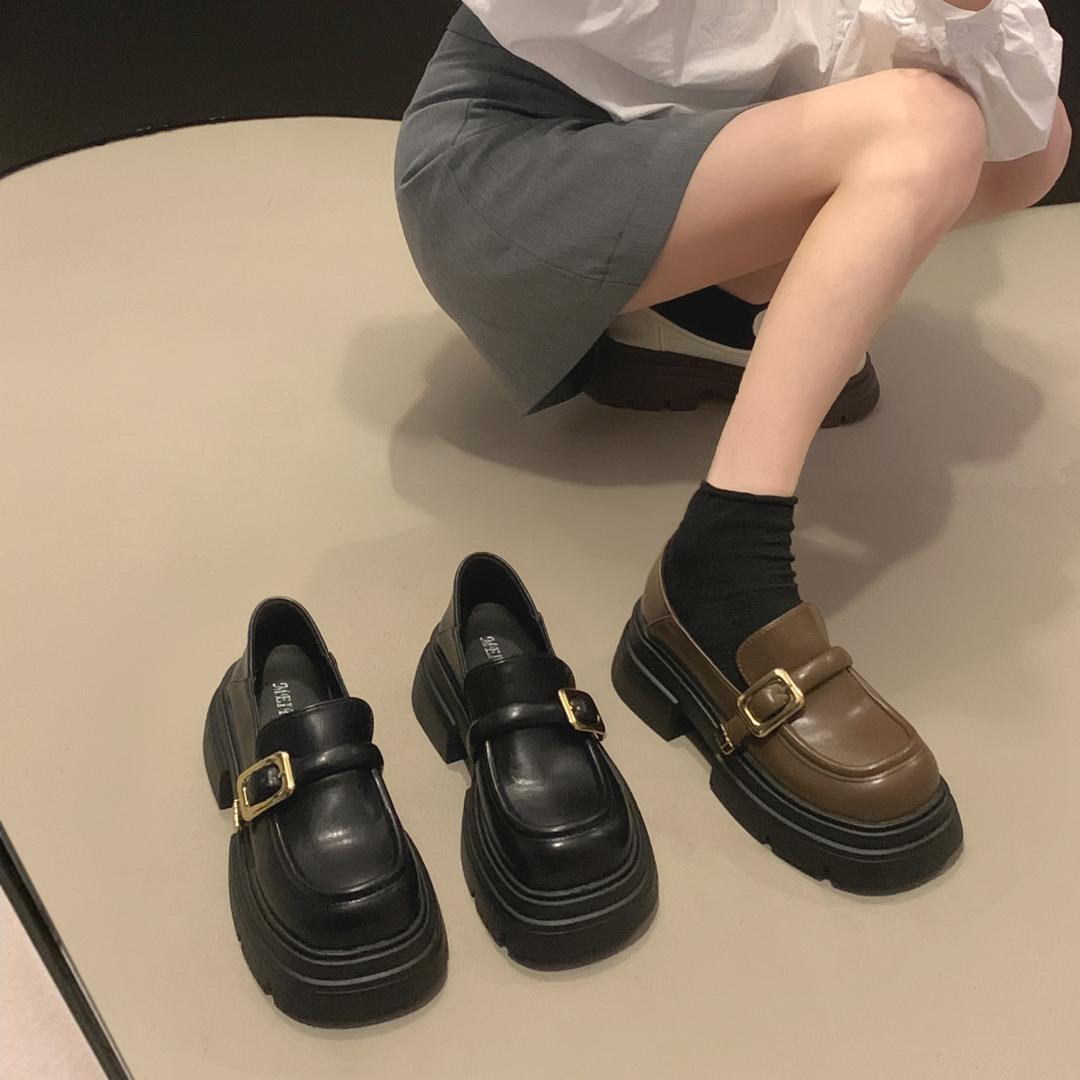 JIABUJIA/贾不假-日系单鞋女款2023秋暗黑风时尚小个子厚底乐福鞋主图