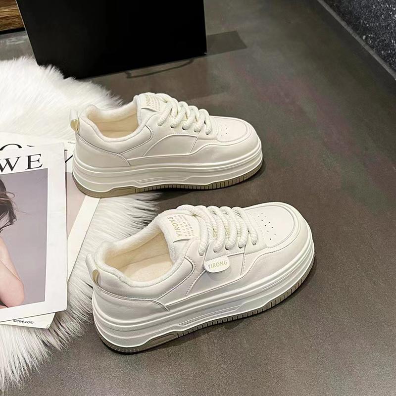 厚底小白鞋女秋冬加绒增高显瘦板鞋百搭休闲运动时尚松糕鞋子主图
