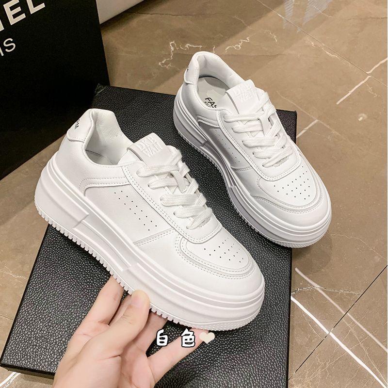 qibeiqi/柒呗柒2024春季新品韩版厚底小白鞋百搭舒适松糕底休闲鞋主图
