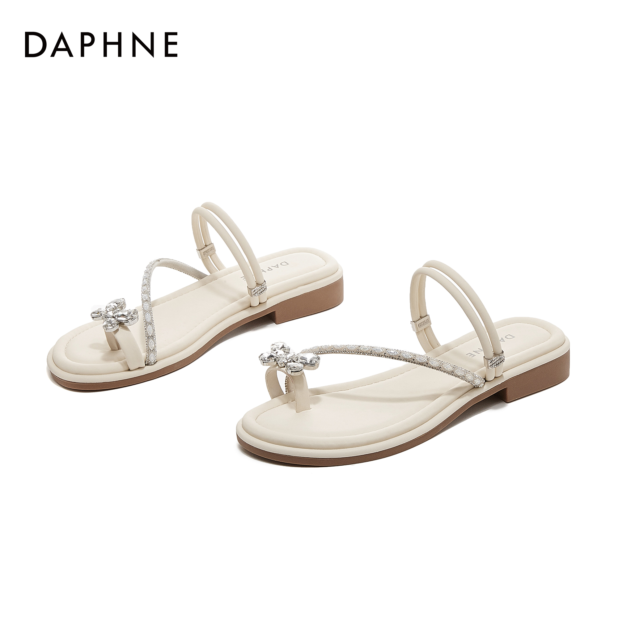 Daphne/达芙妮百夏季时尚仙女风软底凉鞋网红洋气高级百搭女鞋主图