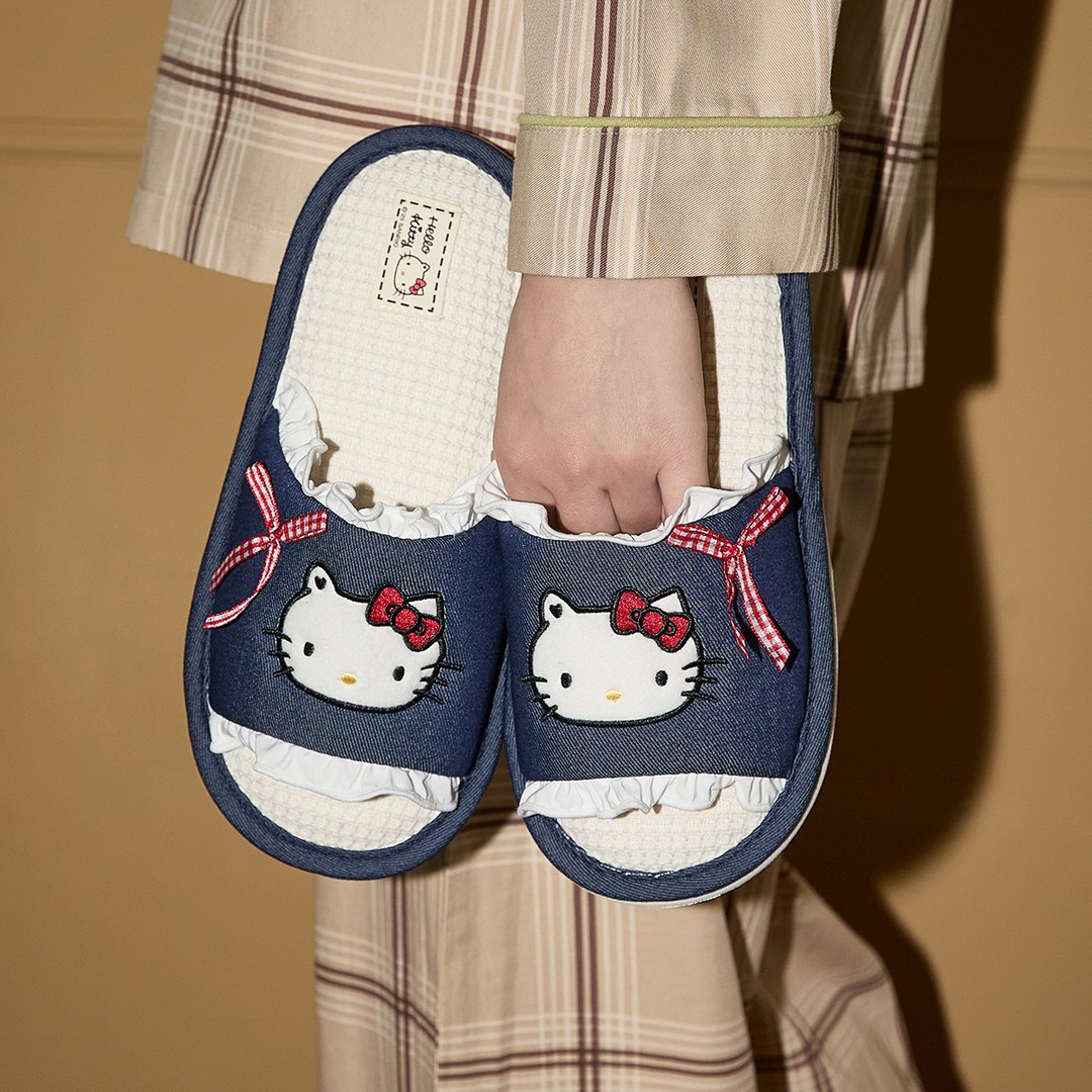 【思瑶专属】Gukoo果壳女夏季kitty联名平底可爱居家凉拖鞋主图
