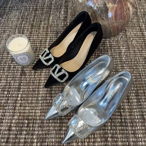 STYLE YINZ 2025秋季新气质名媛水钻亮面尖头黑色职业单鞋女YZ93主图