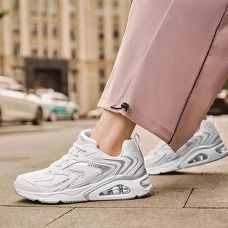 Skechers斯凯奇【极光蝴蝶】女鞋新款低帮网面轻便百搭休闲气垫运动