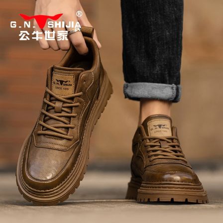 公牛世家男鞋板鞋秋冬款百搭时尚复古皮鞋男中帮休闲英伦马丁靴子