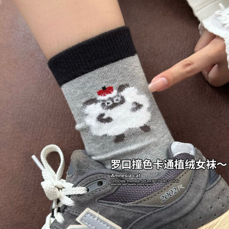 灰色袜子女可爱卡通植绒ins潮春秋中筒袜女日系撞色勃肯鞋堆堆袜