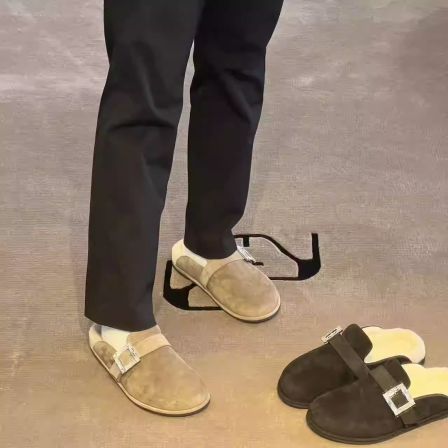 STUART WEITZMAN西班牙制金属扣穆勒鞋JUNE SHEARLING MULE
