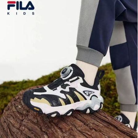 FILA斐乐儿童鞋综训鞋新款男女小童旋钮虎爪户外鞋K14B542501F