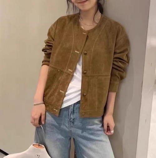 【墨涵精选】新款女士简约时尚减龄显瘦休闲外套206主图