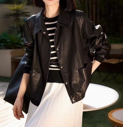 【墨涵精选】新款女士简约时尚减龄显瘦休闲外套198主图