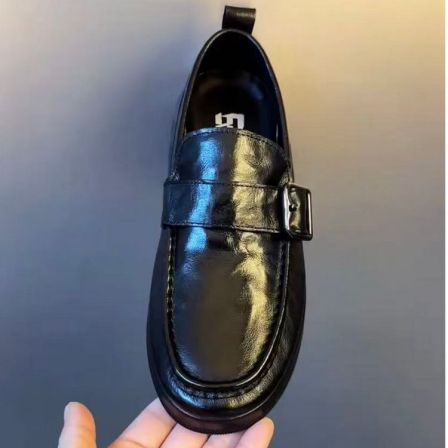 新款高品质全皮面休闲百搭男鞋