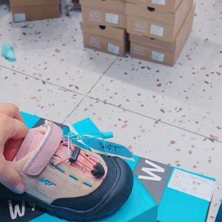 WGT男女宝登山封鞋运动鞋26-37