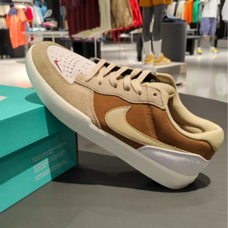 【滔搏联动】NIKE耐克男子流光风米棕色低帮板鞋DV5477-202