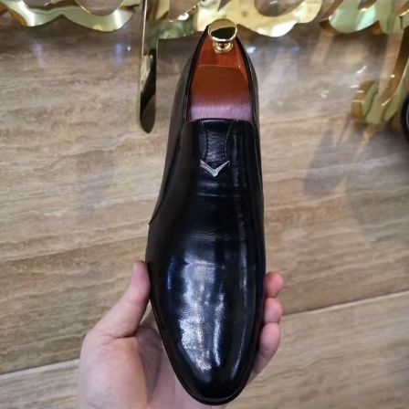 新款高品质全皮面休闲百搭男鞋