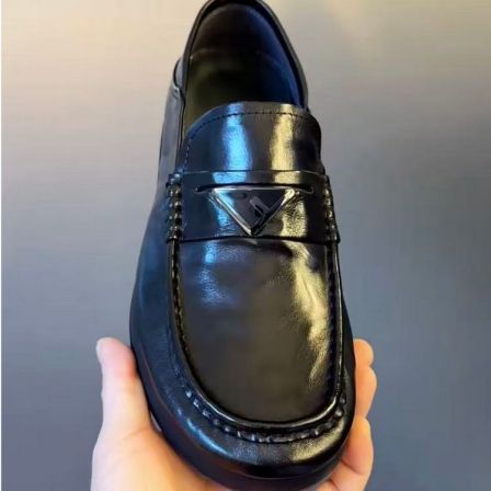 新款高品质全皮面休闲百搭男鞋