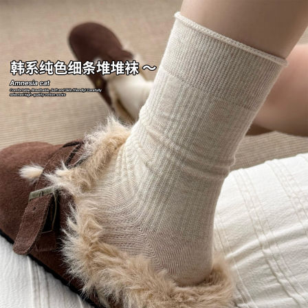 米色袜子女春秋季棉袜ins潮中筒袜学院风细条长袜配勃肯鞋堆堆袜