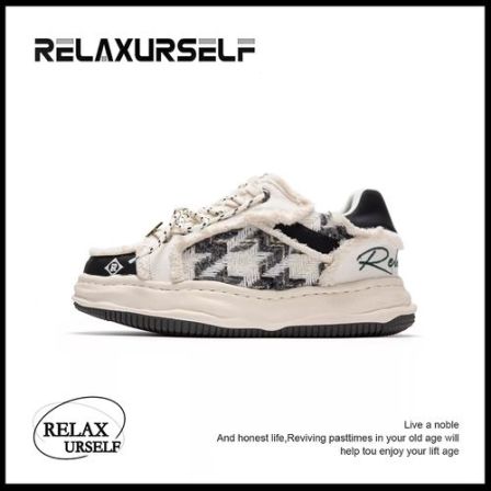 RELAXURSELF手工刺绣潮鞋透气百搭增高鞋小清新情侣鞋运动休闲鞋