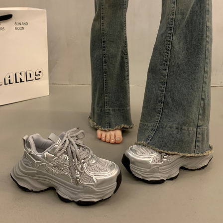 厚底老爹鞋女小个子增高2025秋季新款爆款百搭超轻软底银色运动鞋