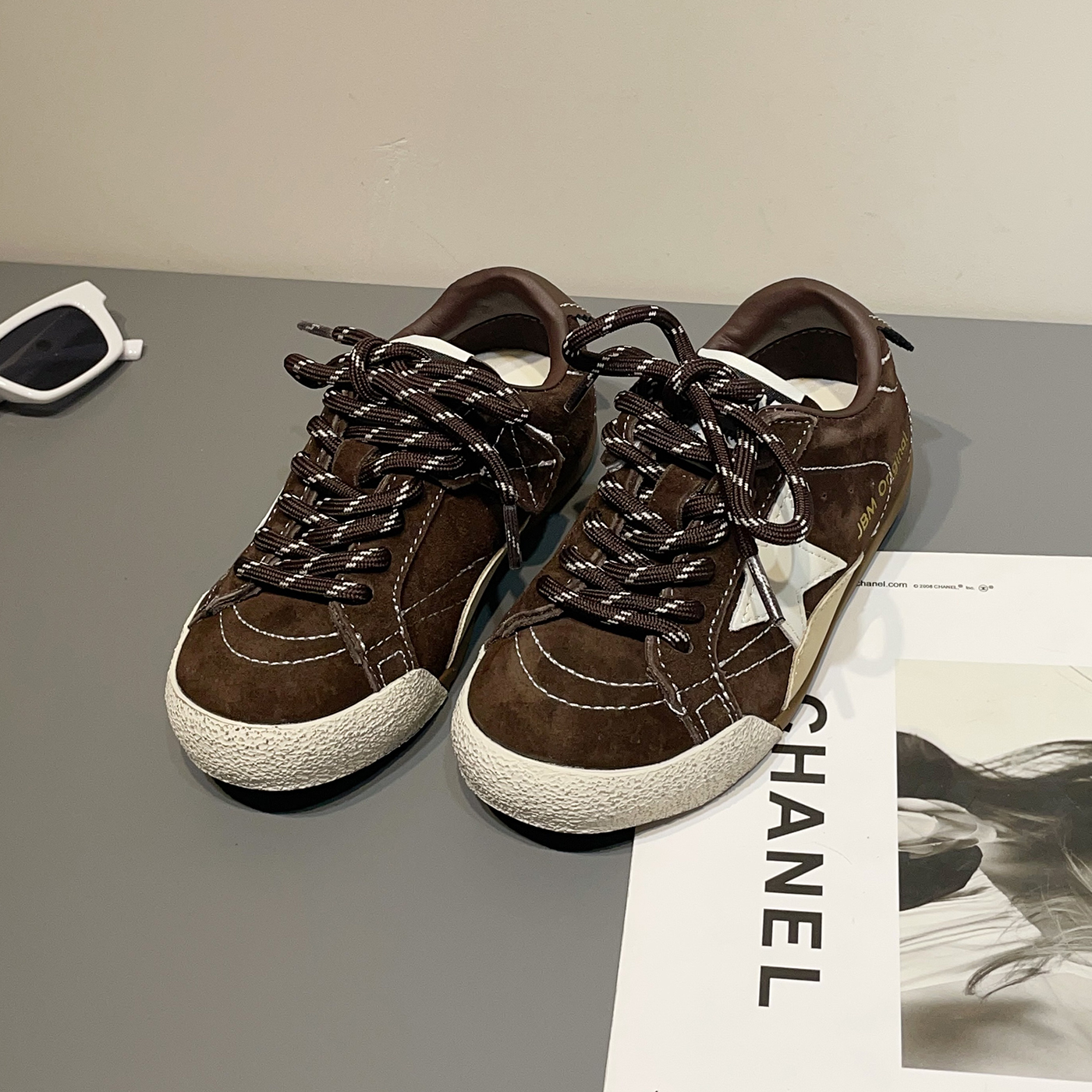 左左家秋季复古儿童星星板鞋2025新款男女童韩版百搭软底阿甘鞋主图