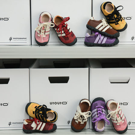 utouto大耳象女童条纹休闲鞋2025秋季新款宝儿防滑魔术贴百搭鞋子