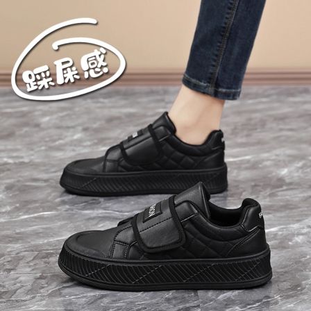 魔术贴运动板鞋女款2025秋季休闲饼干鞋大码41—43防滑通勤工作鞋