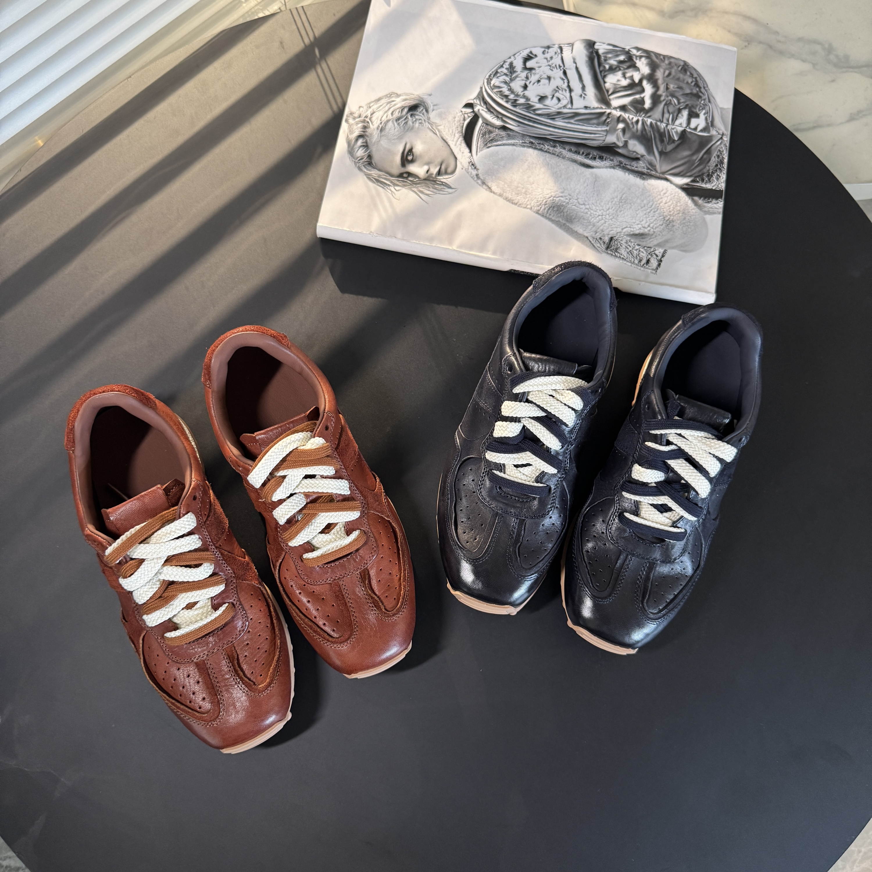 【粉红专属】EM2025秋冬复古低帮百搭透气款潮流厚底系带休闲鞋主图