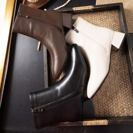 2025新款真皮小羊皮小短靴舒适度拉满显腿长修饰腿型时尚裸靴