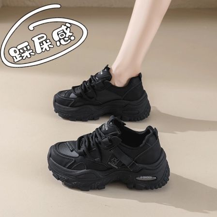 纯黑色厨房防滑工作鞋2025年新款软底轻便老爹鞋久站不累脚运动鞋