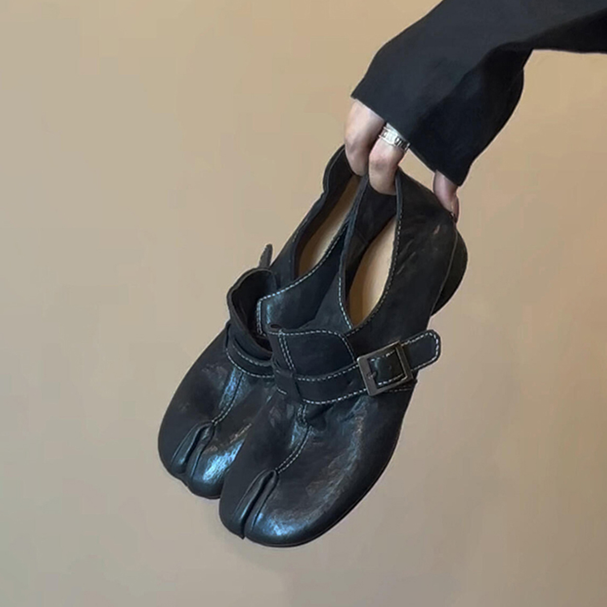 羊皮版~皮带扣小众设计感分趾鞋女复古文艺懒人一脚蹬软皮小皮鞋主图