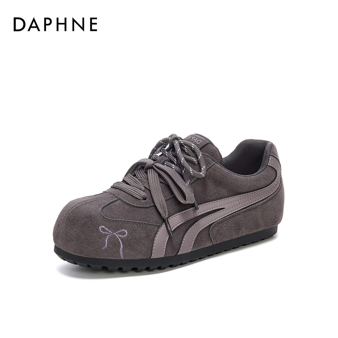 【宋茜代言】达芙妮新款时尚百搭运动风软底舒适潮流休闲德训鞋主图