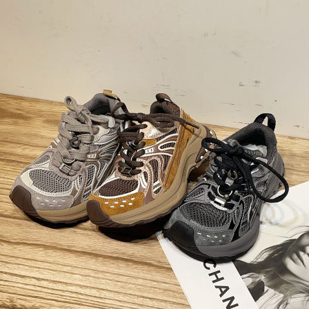 左左家秋冬新款儿童潮酷时髦百搭运动鞋中大童户外休闲软底老爹鞋