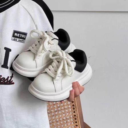 儿童小白鞋男童2025新款春秋百搭高端板鞋学生白色运动鞋女童鞋子