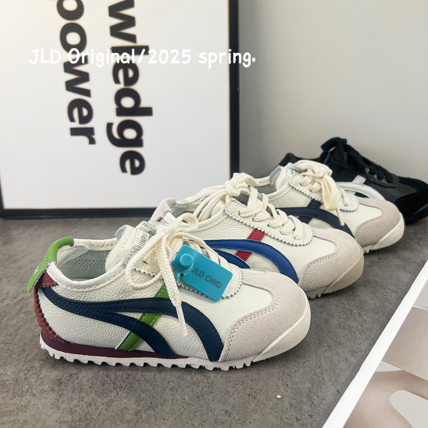 儿童阿甘鞋2025春秋款魔术贴女童休闲运动鞋百搭真皮男童透气板鞋主图