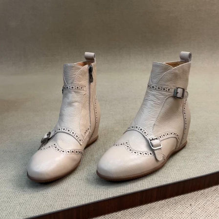 牛皮版~法式真皮布洛克内增高短靴女小众时髦侧拉链皮带扣瘦瘦靴