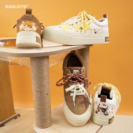 Kaalixto动物系列猫猫款星星鞋帆布鞋厚底增高轻巧帆布鞋透气百搭