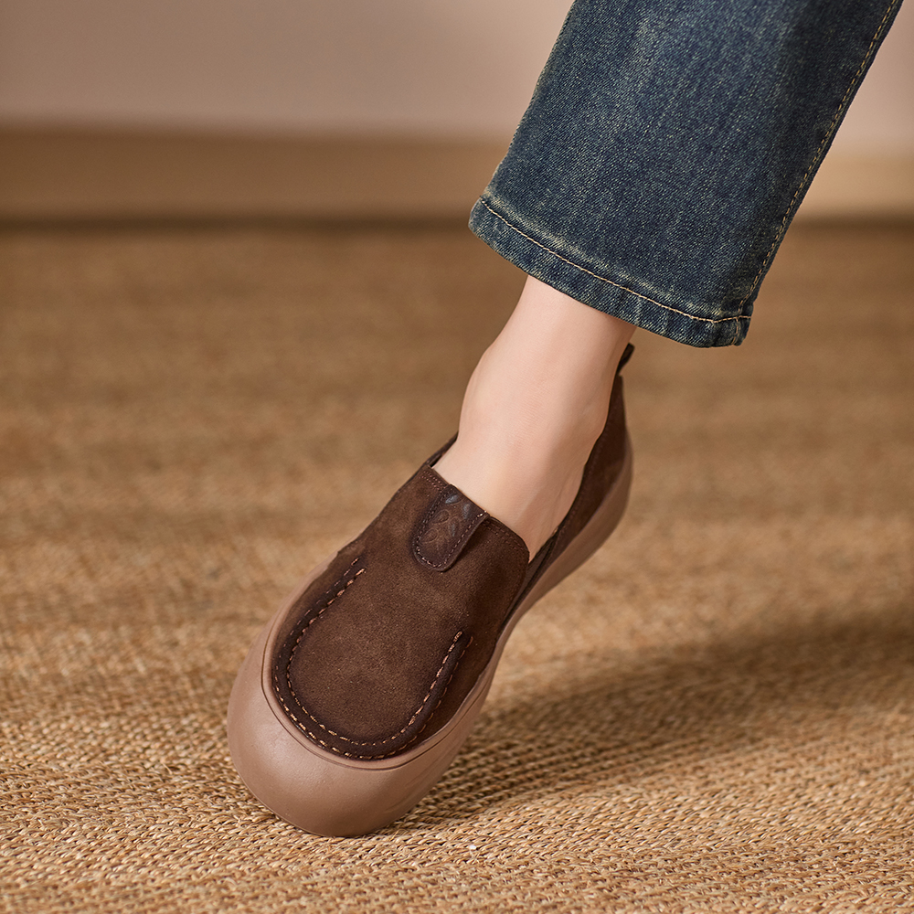 2025秋冬款真皮女单鞋复古软底妈妈鞋休闲中年女鞋圆头舒适奶奶鞋主图