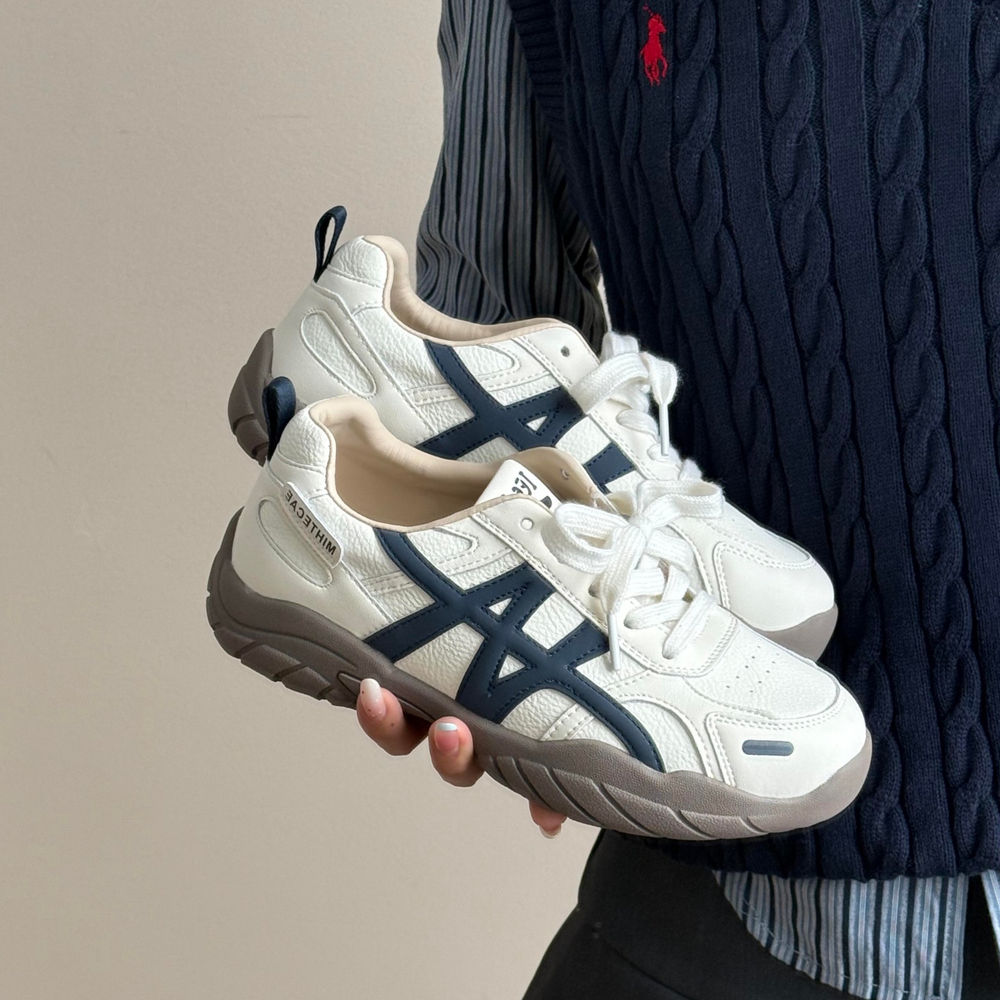 大叔家达文西鞋子2025秋季新款厚底德训鞋女款内增高运动鞋阿甘鞋主图