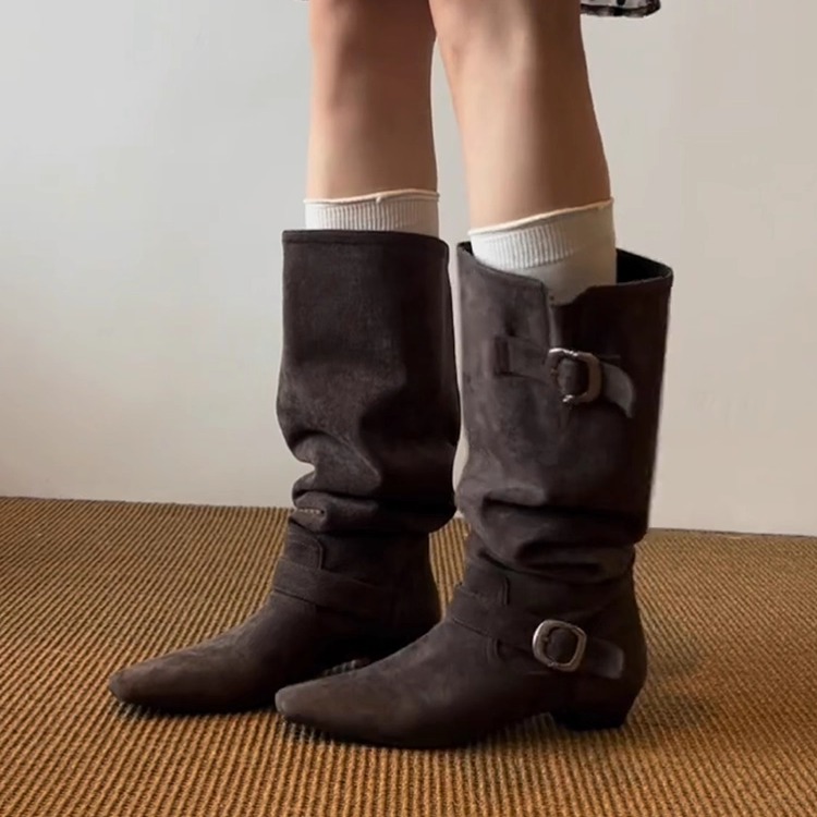 牛皮版~高级感粗跟磨砂皮褶皱堆堆靴女皮带扣遮肉方头复古骑士靴主图