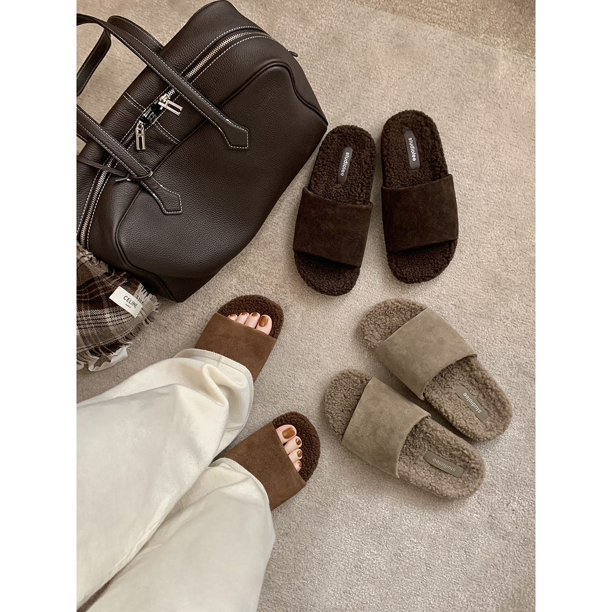 葡萄妈studiolee 磨砂牛皮宽一字带真皮毛毛拖鞋女外穿秋冬新款主图