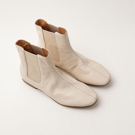 ~软到不想脱~1cm米色真皮短靴女平底平跟切尔西靴女2025新款踝靴